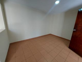 Foto 7 de Se Alquila Amplio Departamento A Pasos De Av. Micaela - Plaza vea Pascana