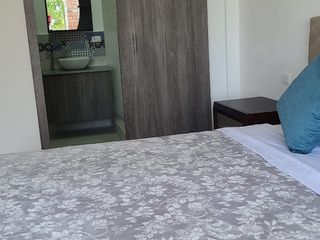 CASA 1 PLANTA POR ESTRENAR TOTALMENTE AMOBLADA CON UNA MARAVILLOSA VISTA AL MAR / BRAND NEW 1 FLOOR HOUSE FULLY FURNISHED WITH A WONDERFUL SEA VIEW