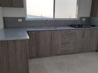 CASA 1 PLANTA POR ESTRENAR TOTALMENTE AMOBLADA CON UNA MARAVILLOSA VISTA AL MAR / BRAND NEW 1 FLOOR HOUSE FULLY FURNISHED WITH A WONDERFUL SEA VIEW