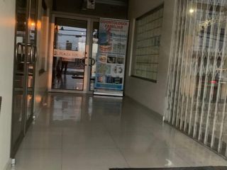 Foto 5 de rento local comercial en avenida Rio Lelia