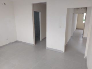 Foto 17 de Casa de venta en la Urb. San Antonio, Vía a Samborondón, 4 dormitorios.