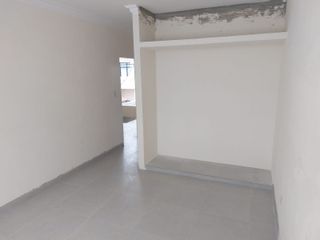 Foto 24 de Casa de venta en la Urb. San Antonio, Vía a Samborondón, 4 dormitorios.