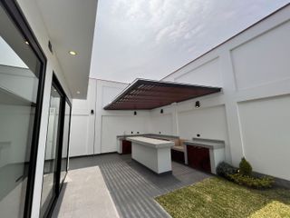 Vendo Casa de Estreno en Condominio El Sol de La Molina