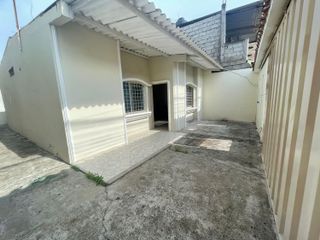 Se vende villa de dos dormitorio con garage