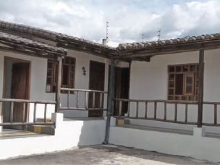Casa de venta en Sangolqui, casa independiente ubicada en zona segura