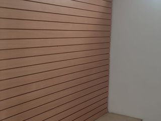 Foto 9 de Venta de casa grande con uso de suelo comercial, Kennedy Norte, Guayaquil