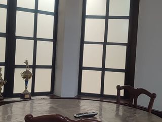 Foto 4 de Venta de casa grande con uso de suelo comercial, Kennedy Norte, Guayaquil