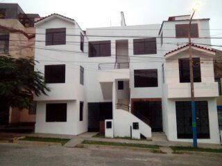 Foto 1 de SE ALQUILA DEPARTAMENTO EN PRIMER PISO 90m2, EN URB. PEDRO CUEVA - VENTANILLA