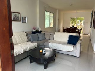 Foto 1 de vendo amplia villa en La Delicia