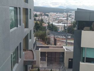 Renta de Departamento 2 habitaciones, semi amoblado, Amagasi del Inca, cerca de la Embajada Americana
