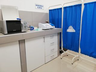 Foto 4 de ALQUILO LABORATORIO EN LINCE