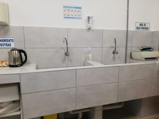 Foto 2 de ALQUILO LABORATORIO EN LINCE