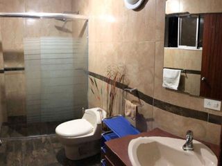 Foto 8 de Vendo Departamento Remodelado Av Gaspar de Villarroel y Eloy Alfaro.
