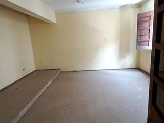 Foto 4 de VENDO LOCAL COMERCIAL EN ESQUINA DE CALLE PIZARRO ( SEGUNDO PISO)