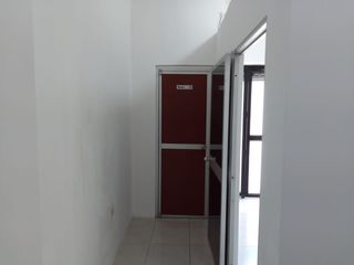 Foto 9 de ALQUILER DE CONSULTORIOS MÉDICOS A POCOS METROS DEL HOSPITAL RODRIGUEZ ZAMBRANO