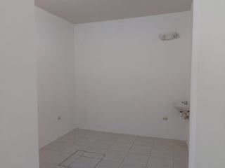 Foto 6 de ALQUILER DE CONSULTORIOS MÉDICOS A POCOS METROS DEL HOSPITAL RODRIGUEZ ZAMBRANO