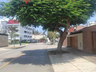 Venta de lindo departamento 3 dormitorios en Urb Corpac, San Isidro