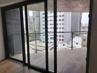 Foto 3 de VENDO PENTHOUSE DE ESTRENO AREA TECHADA 190 MTS2 Y TERRAZA 61 MTS2. MIRAFLORES