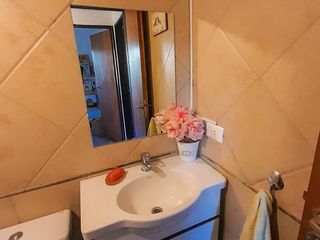 Foto 18 de VENTA Departamento de 2 dormitorios, con cochera cubierta, Barrio Las Victorias, Bariloche