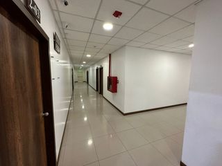 Foto 4 de Oficinas de venta y alquiler en Villaclub