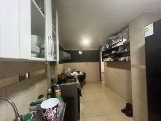 Foto 15 de CASA CONFORTABLE  6 DORMITORIOS AL LADO DE PARQUE EN ZONA RESIDENCIAL DE PUEBLO LIBRE