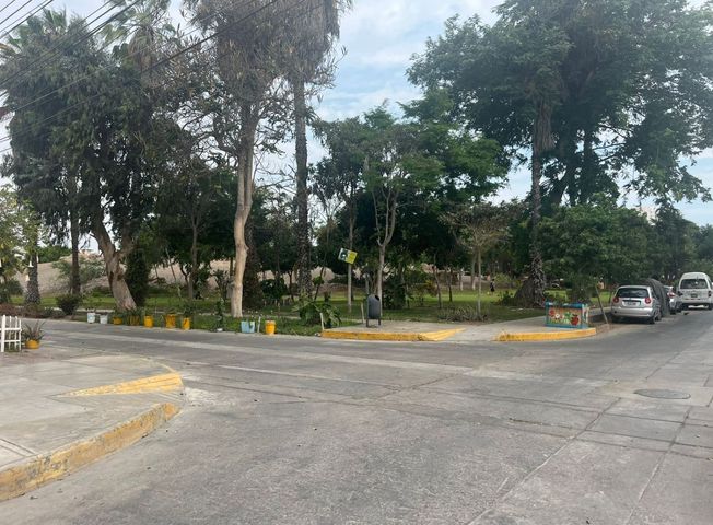 place photo 34