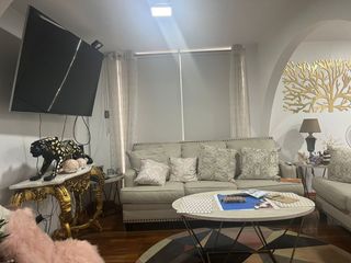Foto 4 de CASA CONFORTABLE  6 DORMITORIOS AL LADO DE PARQUE EN ZONA RESIDENCIAL DE PUEBLO LIBRE