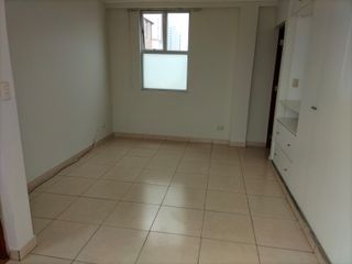 VENDO DEPARTAMENTO DUPLEX EN 3ER PISO PUEBLO LIBRE, Alt. Cdra.15 Av. Cipriano Dulanto.