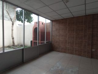 Foto 8 de venta de casa en Valle Alto via a la costa