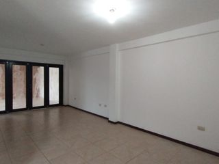 Foto 4 de venta de casa en Valle Alto via a la costa