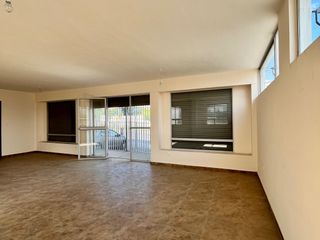 Foto 5 de LOCAL COMERCIAL EN VENTA-SECTOR CALDERON, PANAMERICANA