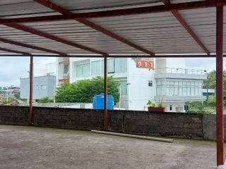 Casa en venta  3 parqueaderos Junto al Ecu 911 Av. Toachi Santo Domingo Ecuador