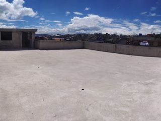 Foto 26 de Casa ESQUINERA en venta, es  RENTERA tiene 3 departamentos, 3 locales coemrciales, Sector Martha Bucaram, Sur de Quito, Ecuador