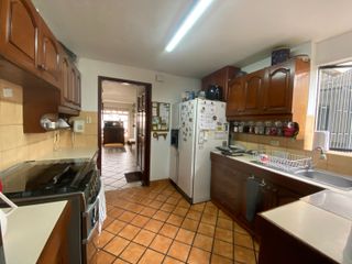 PRECIO DE OCASION,OPORTUNIDAD, LINDO DUPLEX , EN EL CORAZON DE SAN ISIDRO, CERCA AL OLIVAR