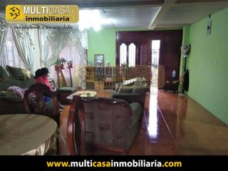 Se Vende Casa Grande Con Local De Eventos En Rayoloma Cuenca Ecuador