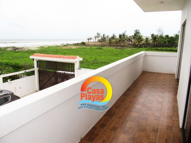 Venta Casa Playas nueva con vista al mar, via Data Posorja.