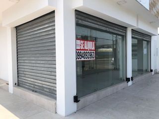 Foto 6 de ALQUILO EXCEPCIONAL LOCAL DE 3 CUERPOS EN TODA LA  PLANTA BAJA