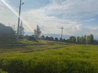 DE VENTA  HERMOSO TERRENO, SECTOR ALANGASI VALLE DE LOS CHILLOS