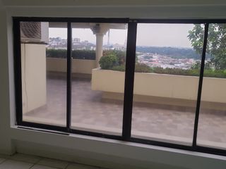 Foto 7 de Departamento de venta en Lomas de Urdesa