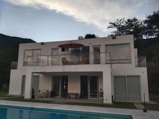 Alquiler por Dias en Finca Amoblada, Villa Carmessie
