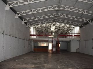 Foto 5 de ARRIENDO  DE BODEGA VIA SAN GERRADO
