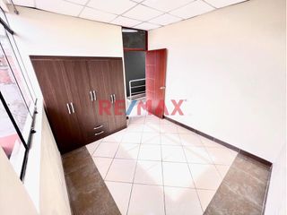 Foto 10 de Vendo Minidepartamento En 3Er Piso Con Azotea Ao 82.46 M2 Urb. California ID 1085230