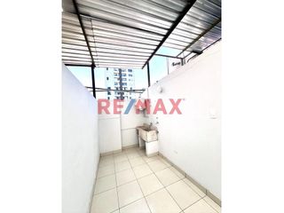Foto 2 de Vendo Minidepartamento En 3Er Piso Con Azotea Ao 82.46 M2 Urb. California ID 1085230