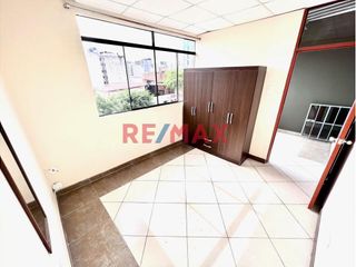 Foto 1 de Vendo Minidepartamento En 3Er Piso Con Azotea Ao 82.46 M2 Urb. California ID 1085230