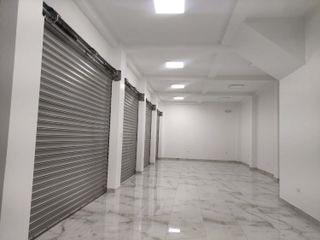 Edificio comercial de alquiler en Portoviejo