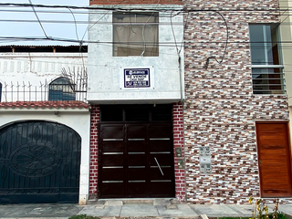 Foto 1 de CASA EN VENTA EN ARROSPIDE - CHICLAYO