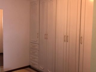 Foto 20 de VENDO CASA ESQUINERA CON AMPLIOS ESPACIOS EN LA URBANIZACION EL CONDADO 496 METROS DE CONSTRUCCION