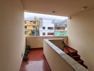Foto 17 de Se Alquila Departamento Santa Patricia 3Er Piso S/. 2500