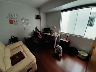 VENDO – DUPLEX CON AZOTEA – 4HABITACIONES – 490m2 - CHACARILLA