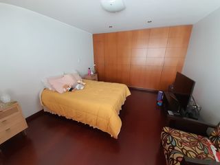 VENDO – DUPLEX CON AZOTEA – 4HABITACIONES – 490m2 - CHACARILLA